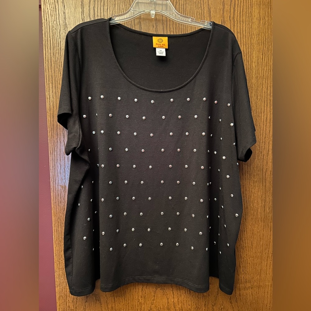 Ruby Rd. Women Black Top with Metal Studs 2X
